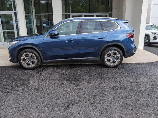 Phytonic Blue Metallic 2023 BMW X1 xDrive28i