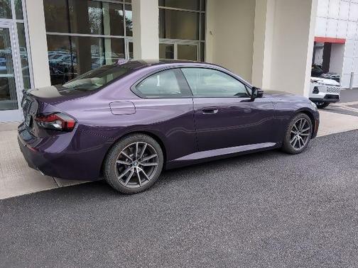 2023 BMW 230 i xDrive