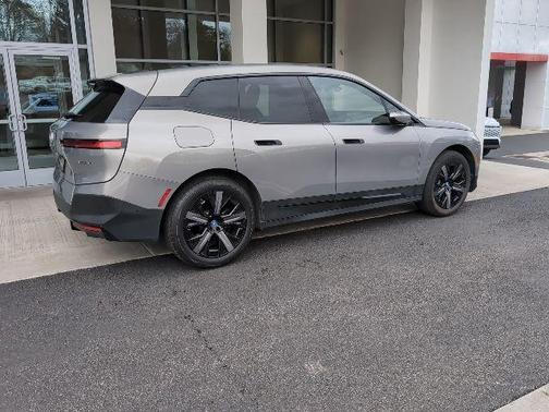 2024 BMW iX xDrive50