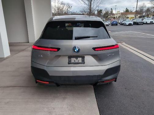 2024 BMW iX xDrive50