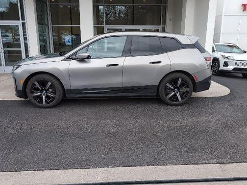 2024 BMW iX xDrive50