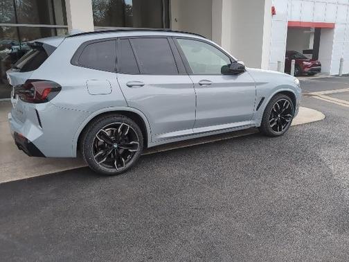 2023 BMW X3 M40i