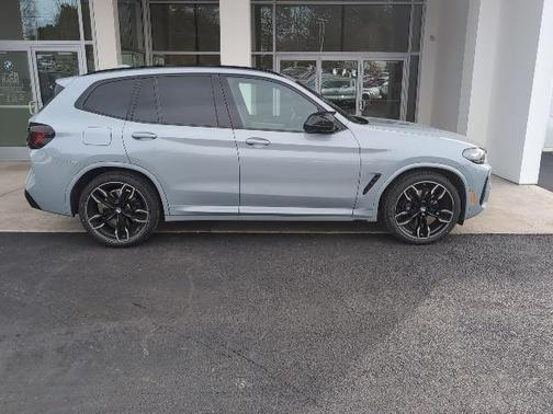 2023 BMW X3 M40i