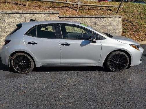 2021 Toyota Corolla Hatchback SE
