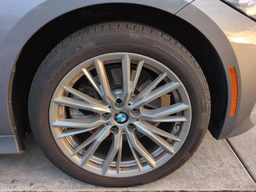 2023 BMW 330 i xDrive