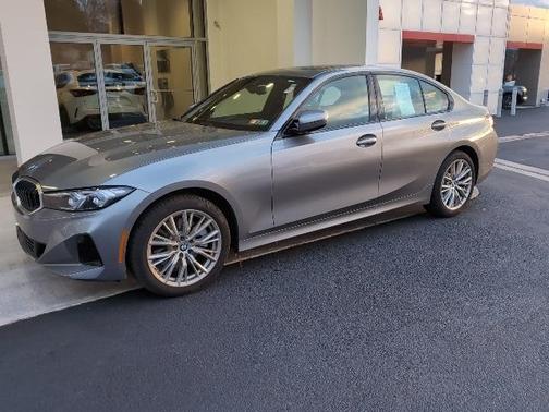 2023 BMW 330 i xDrive