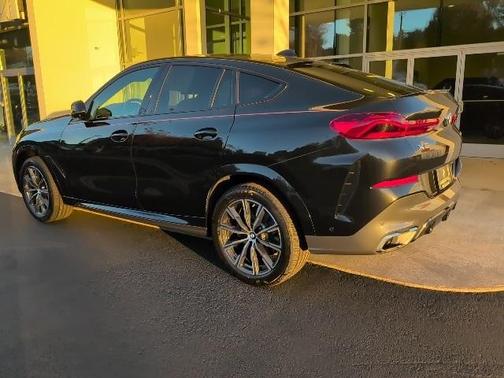 2023 BMW X6 xDrive40i