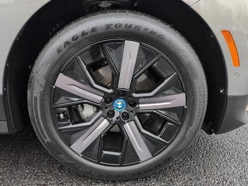 2024 BMW iX xDrive50