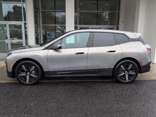 2024 BMW iX xDrive50