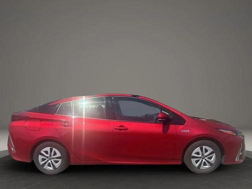 2017 Toyota Prius Prime Plus