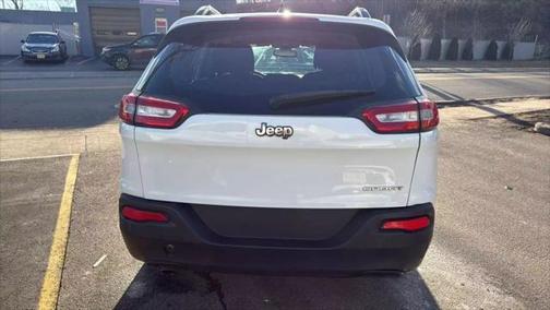 2015 Jeep Cherokee Sport