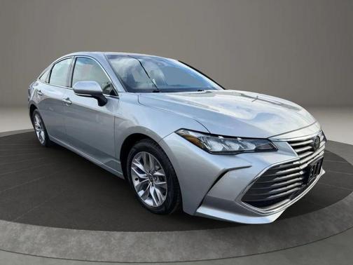 2021 Toyota Avalon XLE