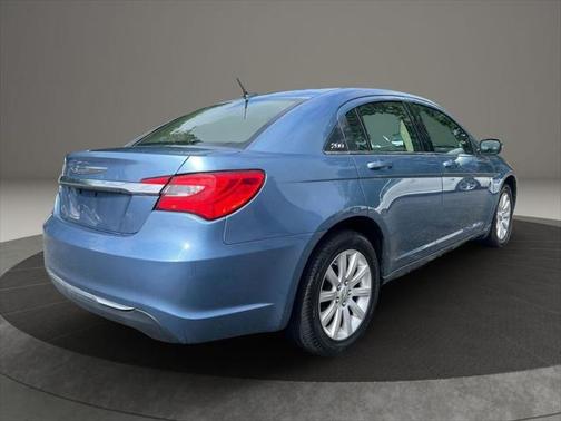 2011 Chrysler 200 Touring