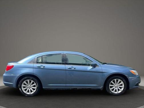 2011 Chrysler 200 Touring
