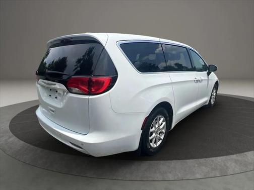 2017 Chrysler Pacifica Touring