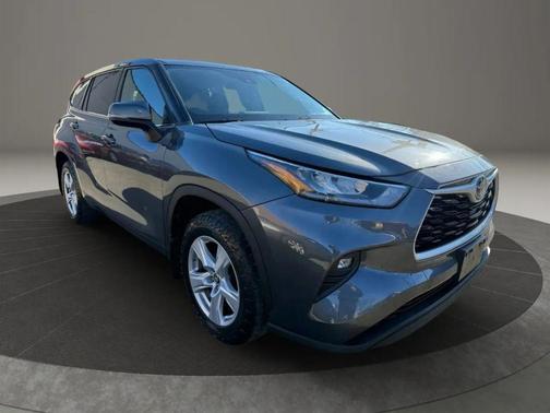 2020 Toyota Highlander LE