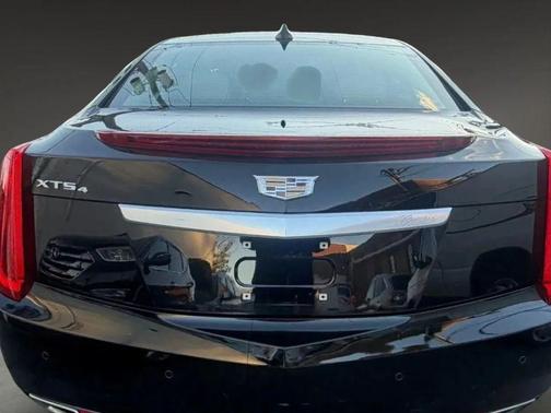 2016 Cadillac XTS Luxury