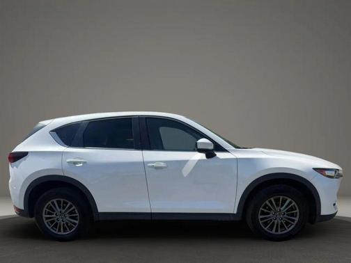 Snowflake White Pearl Mica 2017 Mazda CX-5 Sport
