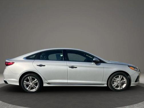 2018 Hyundai SONATA Sport+