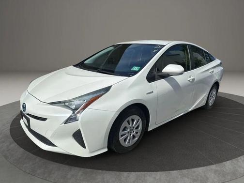 2016 Toyota Prius Two
