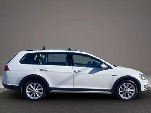 2017 Volkswagen Golf Alltrack TSI SEL