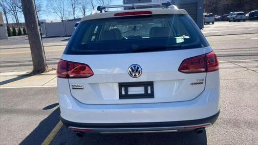 2017 Volkswagen Golf Alltrack TSI SEL