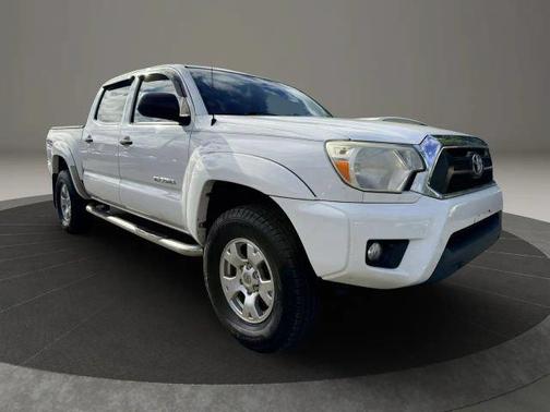 Super White 2015 Toyota Tacoma Base