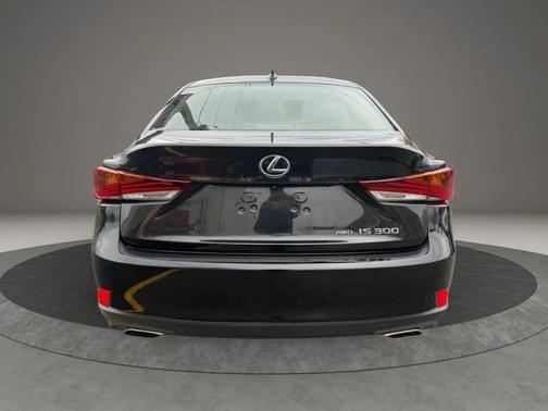 2018 Lexus IS 300 Base