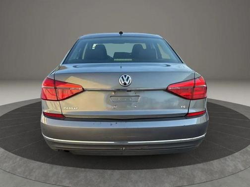 2016 Volkswagen Passat 1.8T S