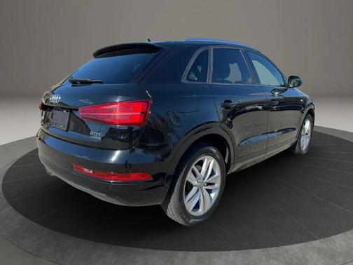 Black 2018 Audi Q3 2.0T Sport Premium