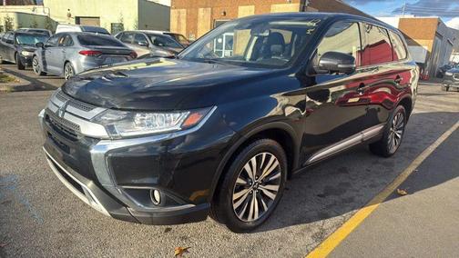 2020 Mitsubishi Outlander SP