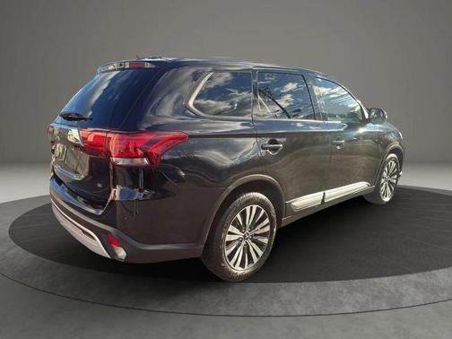 2020 Mitsubishi Outlander SP