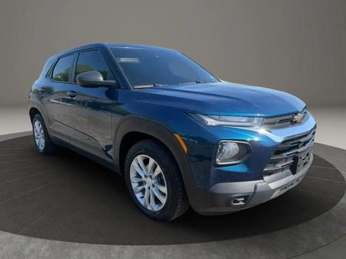 Blue 2021 Chevrolet Trailblazer LS