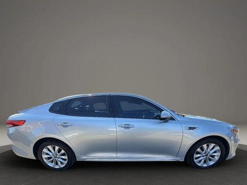 2017 Kia Optima EX