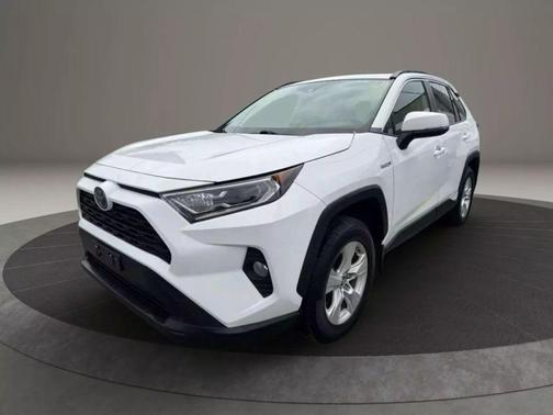 2019 Toyota RAV4 Hybrid XLE