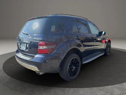 Blue 2008 Mercedes-Benz M-Class 4MATIC