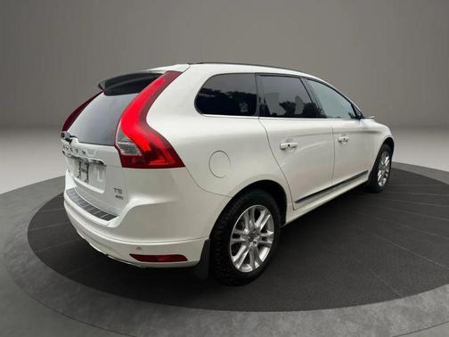 2015 Volvo XC60 T5 Platinum