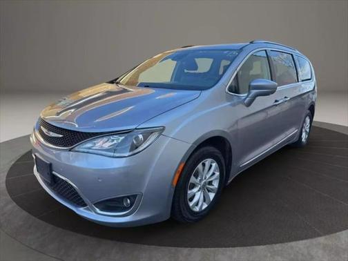 2018 Chrysler Pacifica Touring-L Plus