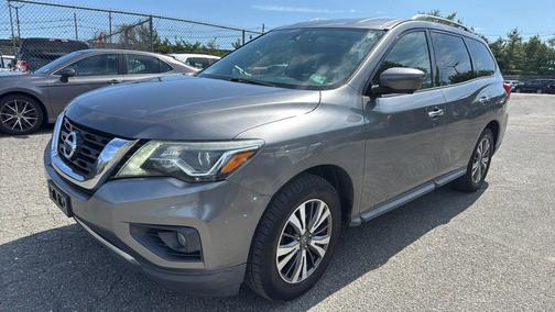 2017 Nissan Pathfinder SL