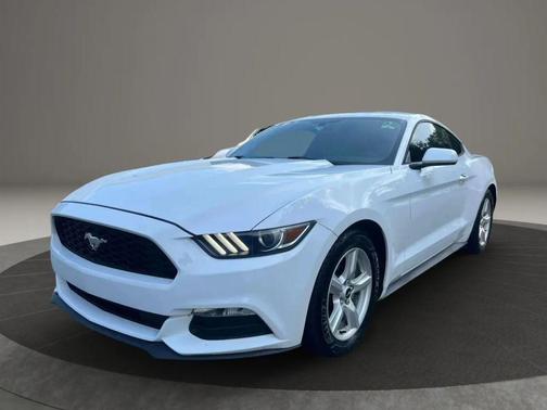 2017 Ford Mustang V6