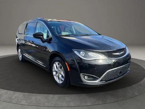 2019 Chrysler Pacifica Touring-L Plus