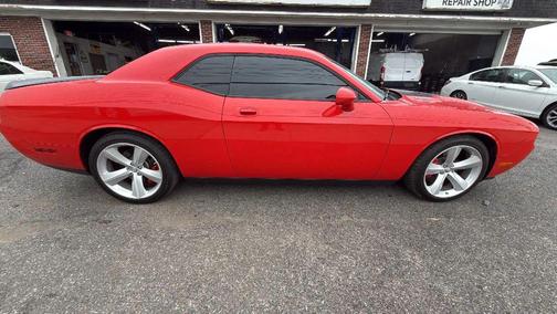 2009 Dodge Challenger SRT8