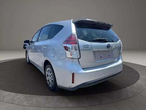 2015 Toyota Prius v Three