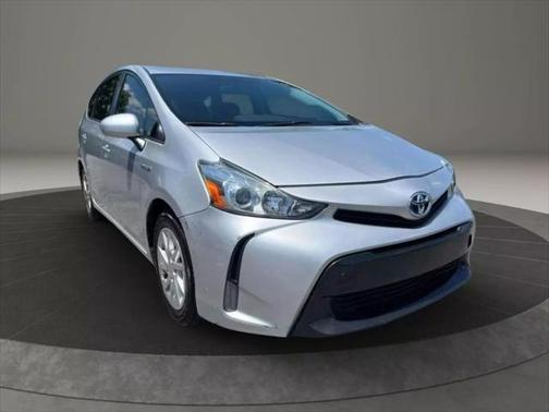2015 Toyota Prius v Three