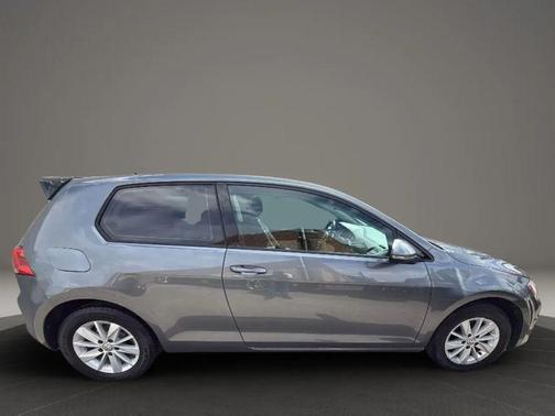 2015 Volkswagen Golf TSI S 2-Door