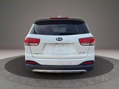 2017 Kia Sorento EX