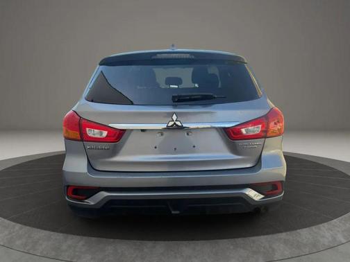 Mercury Gray Metallic 2018 Mitsubishi Outlander Sport 2.0 ES