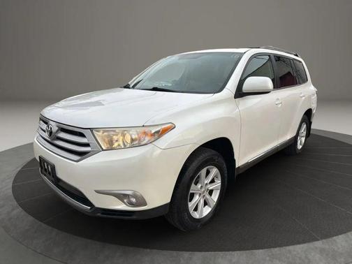 2012 Toyota Highlander SE