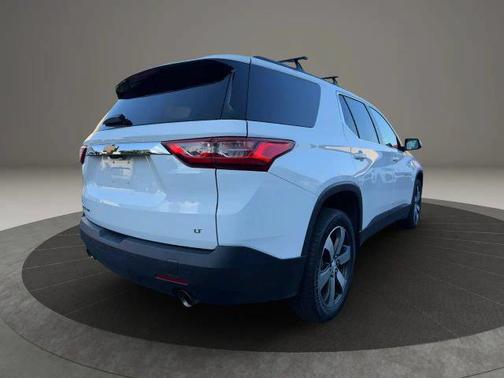 Summit White 2019 Chevrolet Traverse LT Leather