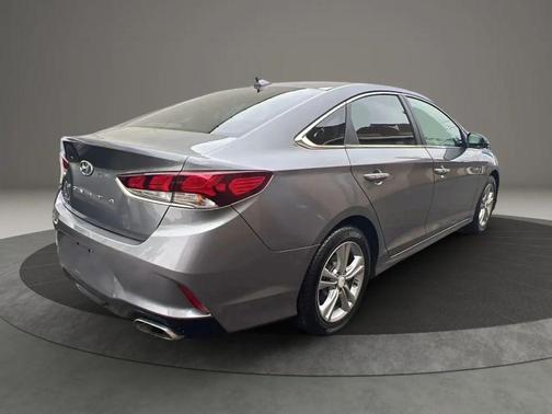 2018 Hyundai SONATA SEL